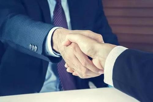 藥店借用企業(yè)106短信平臺(tái)，對(duì)客戶進(jìn)行維護(hù)